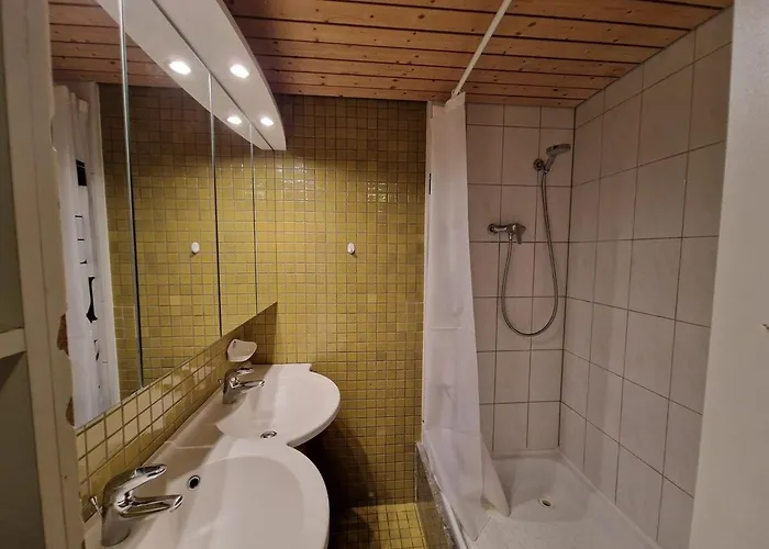 Familienfreundliche Naehe Und Gondel * Quarten